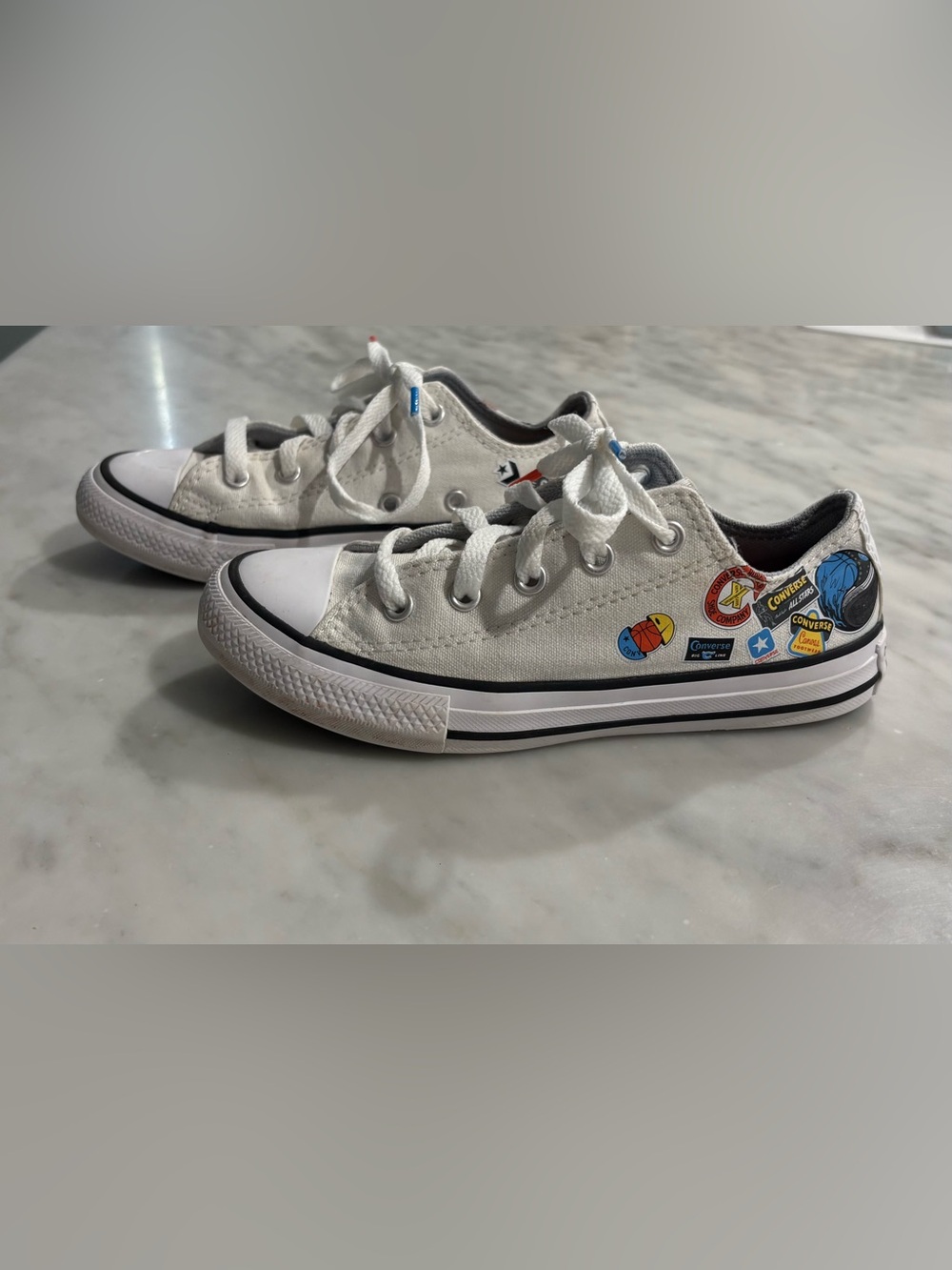 Converse Kids White Low-Top Canvas Sneakers with Colorful Basketball Patch